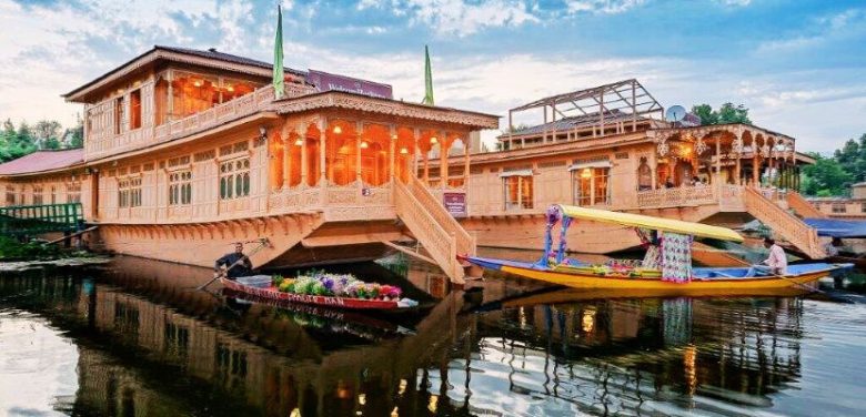 best houseboat in srinagar