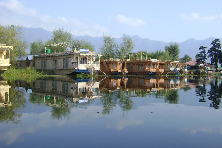 7 nights 8 days Kashmir package and itinerary