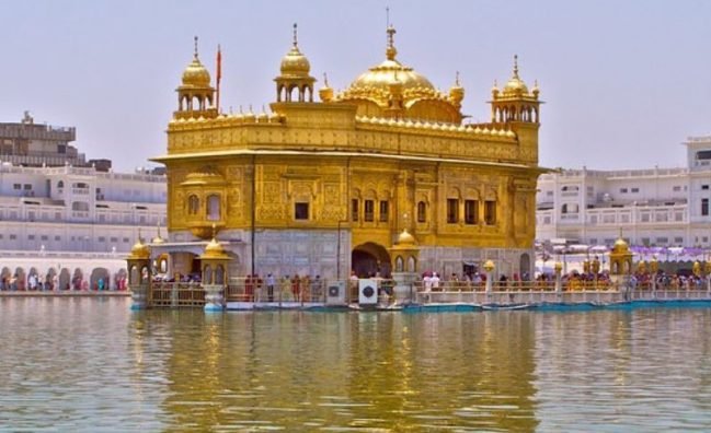 Amritsar Vaishno Devi Tour Package: 4 Nights 5 Days