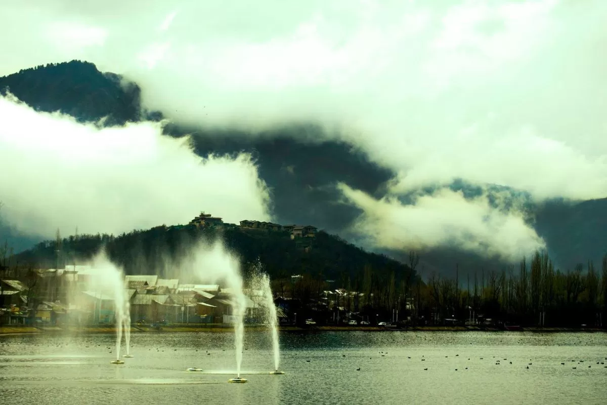 kashmir Tour Itinerary With Sinthan Top