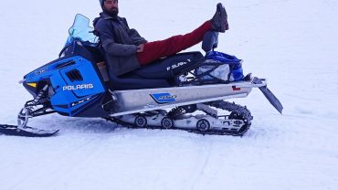 Snowmobiling in Zero Point Zojila Pass Sonmarg