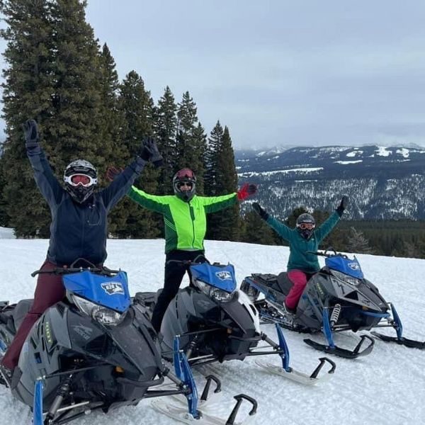 Snowmobiling in Sinthan Top Kashmir