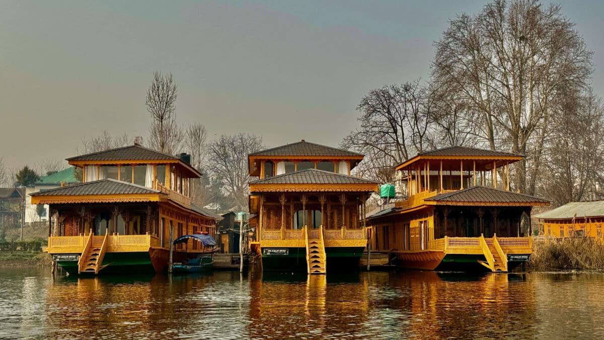 Best Luxury Houseboats in Srinagar