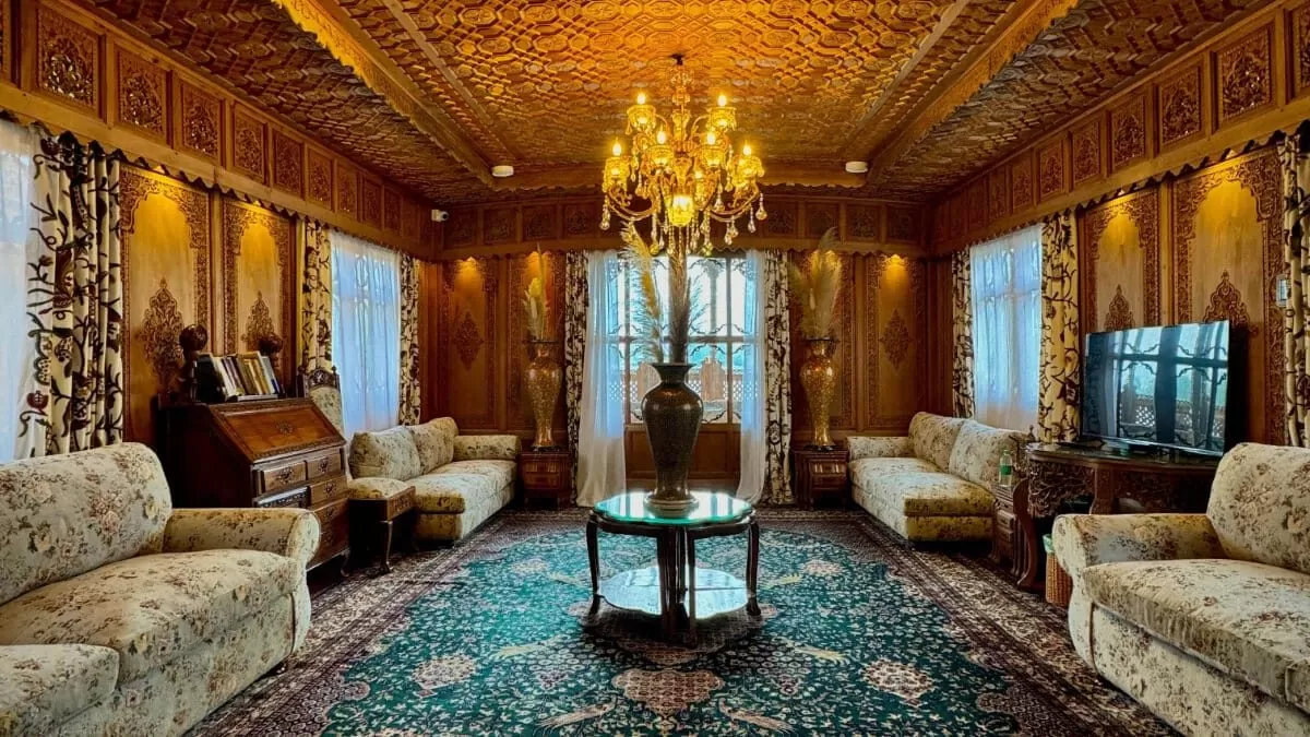 new-jacquline-heritage-houseboats new-jacquline-heritage-houseboats