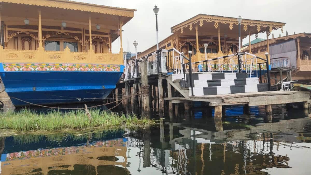 Best Luxury Houseboats in Srinagar