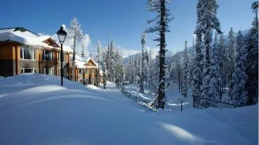Khyber Hotel Gulmarg Price