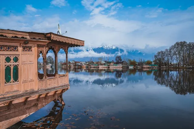 Kashmir Tour Package 11 Nights 12 Days