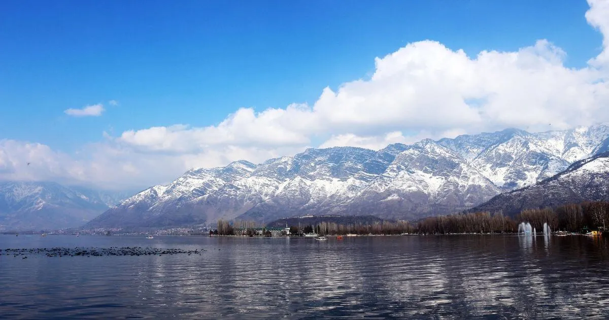 Kashmir Tour Package 8 Nights 9 days