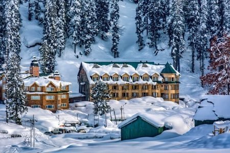 Kashmir Tour Package 8 Nights 9 days