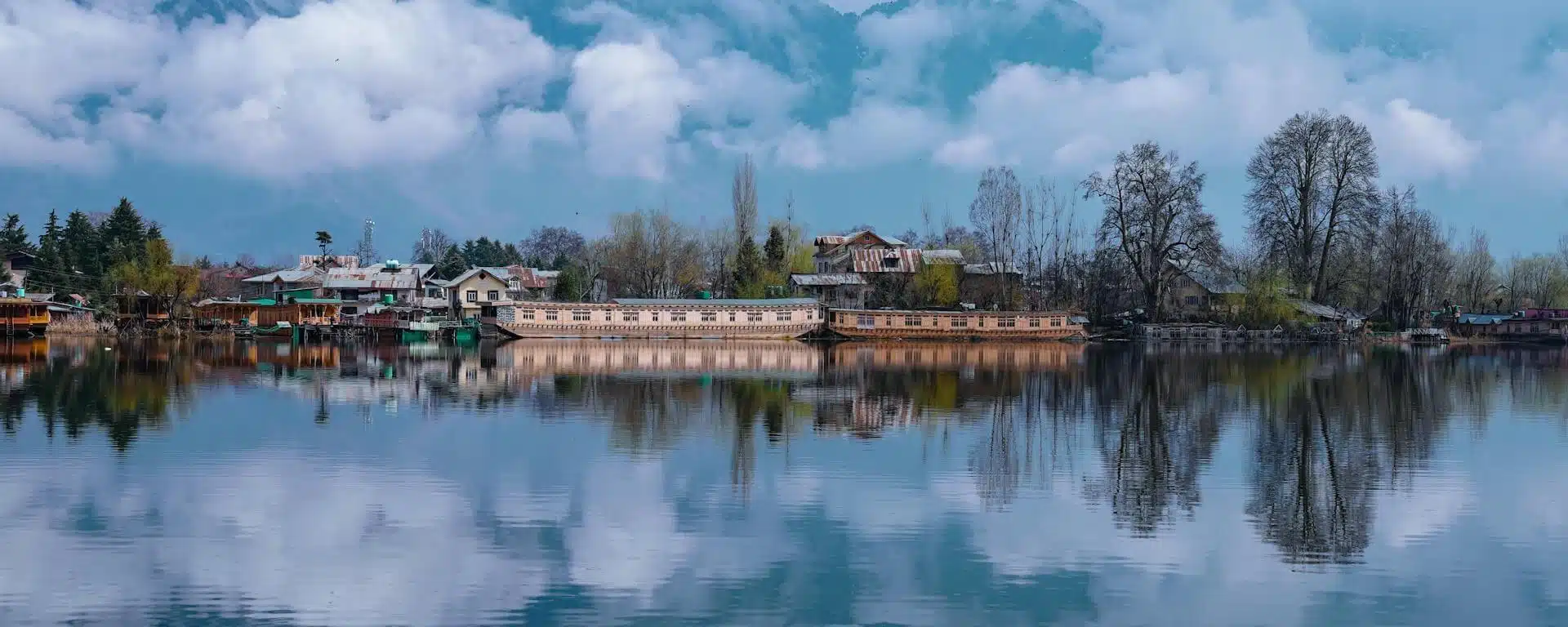 Kashmir Tour Packages from Singapore