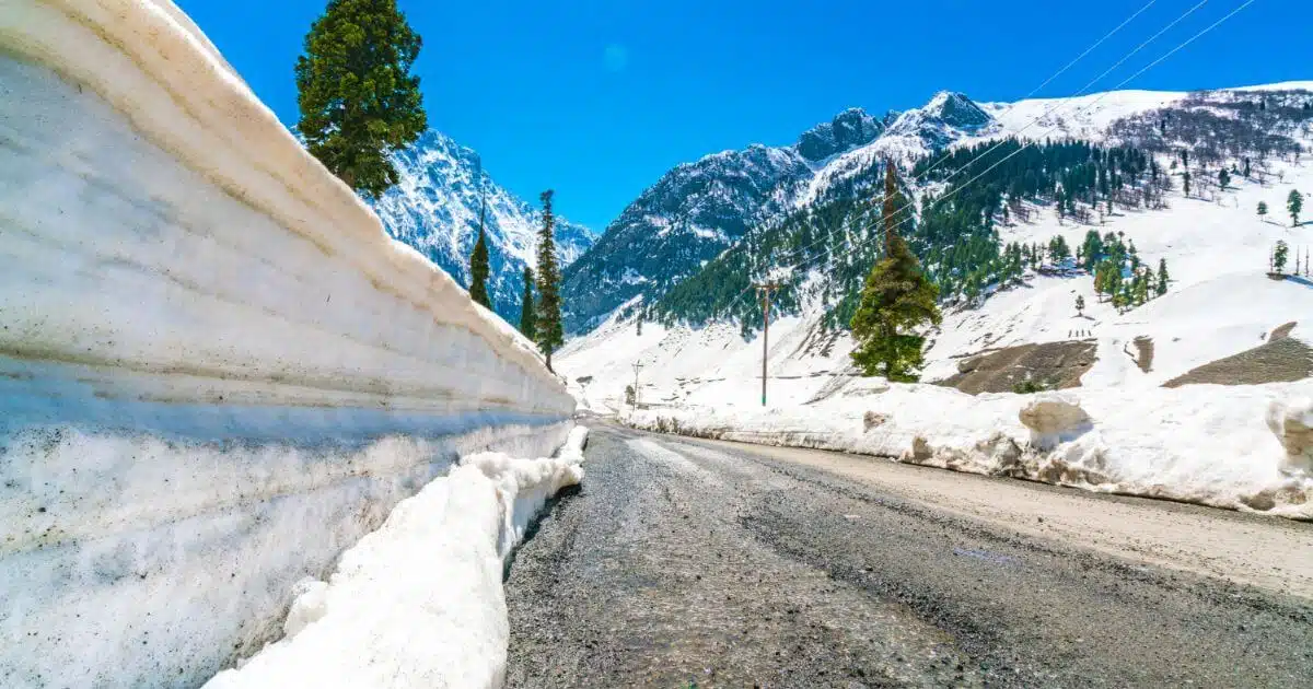 Kashmir Tour Package For 6 Nights 7 Days