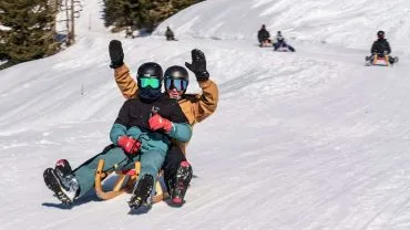 Best Time to See Snow in Kashmir