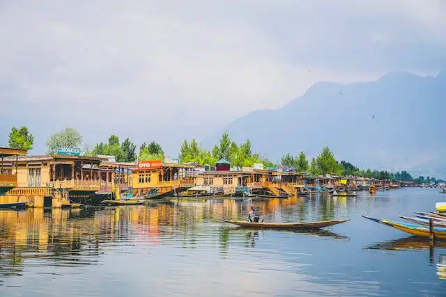 Cheapest Kashmir Tour